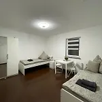 3 In Einem Haus, Ideal Bis 14 Personen 公寓 *