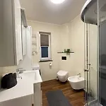 3 In Einem Haus, Ideal Bis 14 Personen 公寓 *