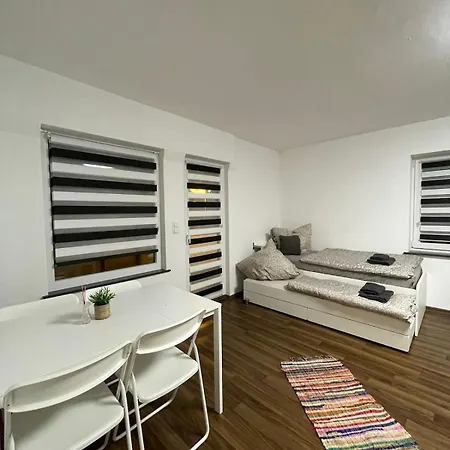 3 In Einem Haus, Ideal Bis 14 Personen Appartement *