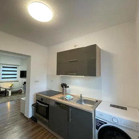 3 In Einem Haus, Ideal Bis 14 Personen Apartment