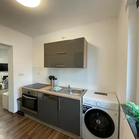 3 In Einem Haus, Ideal Bis 14 Personen