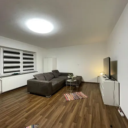 Appartement 3 In Einem Haus, Ideal Bis 14 Personen