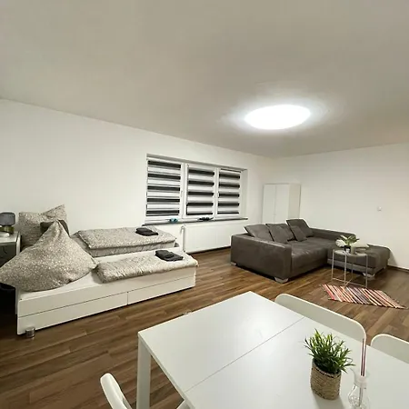 3 In Einem Haus, Ideal Bis 14 Personen Appartement *