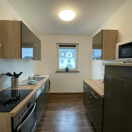 3 In Einem Haus, Ideal Bis 14 Personen *