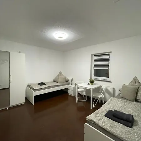 3 In Einem Haus, Ideal Bis 14 Personen Appartement *