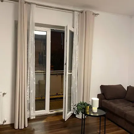3 In Einem Haus, Ideal Bis 14 Personen Apartment Weissenthurm