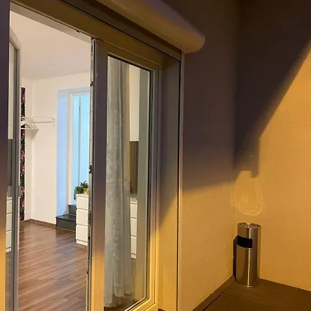 3 In Einem Haus, Ideal Bis 14 Personen *