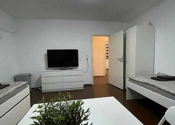 3 In Einem Haus, Ideal Bis 14 Personen Apartment Weissenthurm