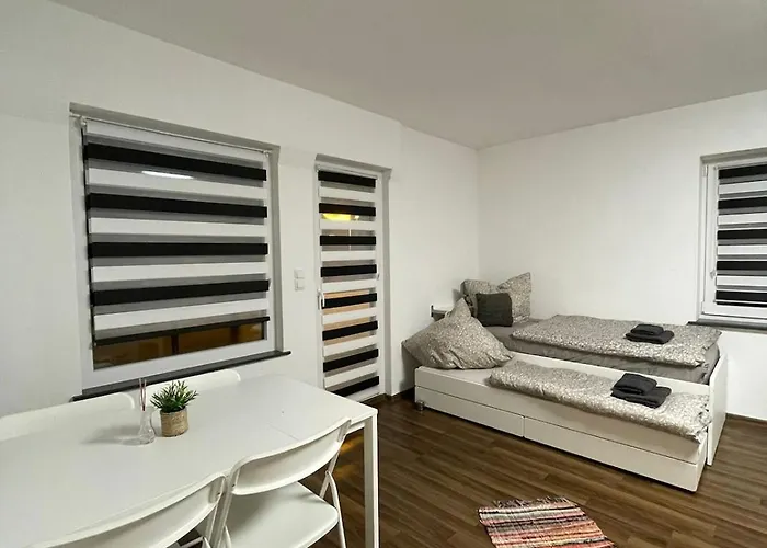 3 In Einem Haus, Ideal Bis 14 Personen Apartment *