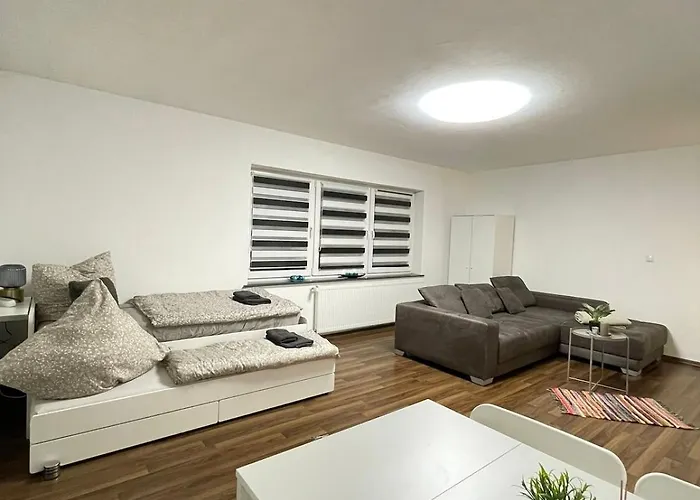 3 In Einem Haus, Ideal Bis 14 Personen Apartment *