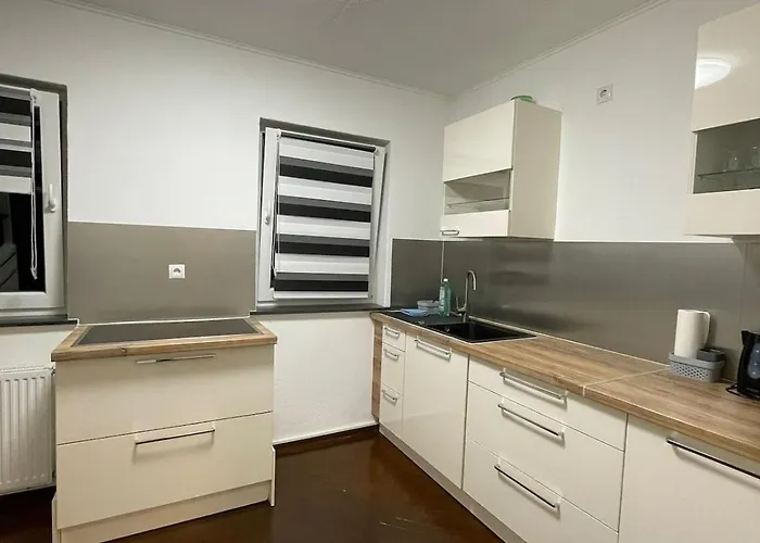 Apartamento 3 In Einem Haus, Ideal Bis 14 Personen