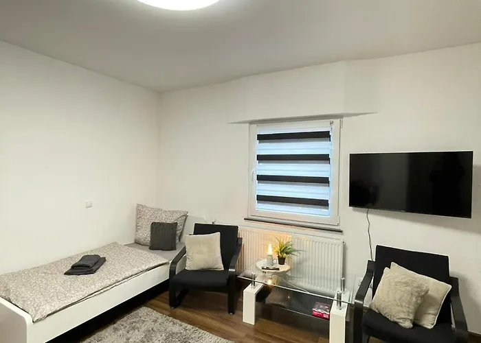 3 In Einem Haus, Ideal Bis 14 Personen Apartment
