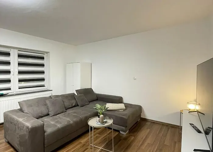 3 In Einem Haus, Ideal Bis 14 Personen * Weissenthurm