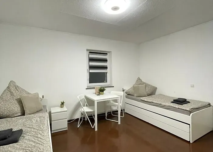 3 In Einem Haus, Ideal Bis 14 Personen Apartment